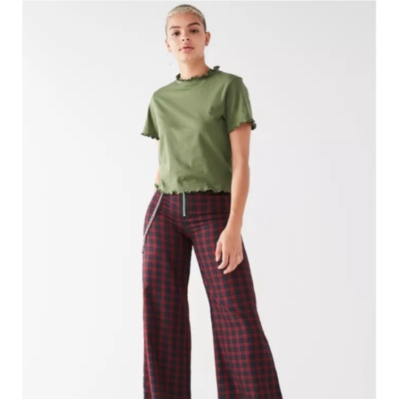 CLEARANCE!🌼Urban Outfitter Silence + NOISE top - Picture 2 of 5